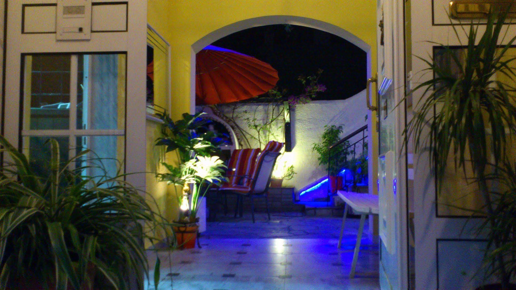 Hotel Petunia Neos Marmaras Exterior photo
